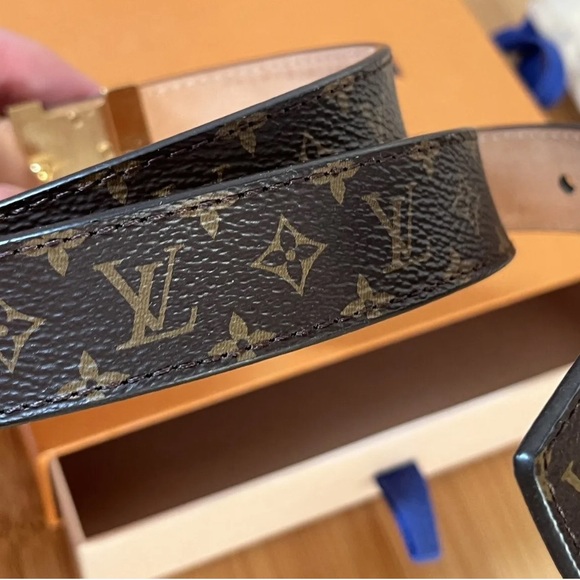 Ladies Size 32 Louis Vuitton Belt - Picture 6 of 13